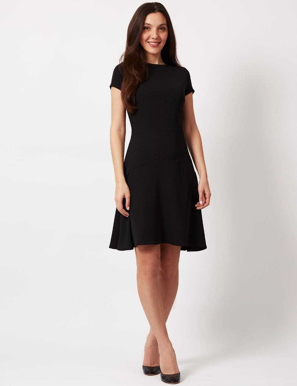 Robe Noire manches courtes Robe Noire manches courtes