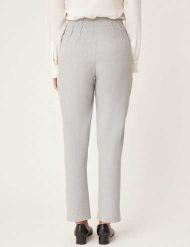 Pantalon droit gris clair avec coutures