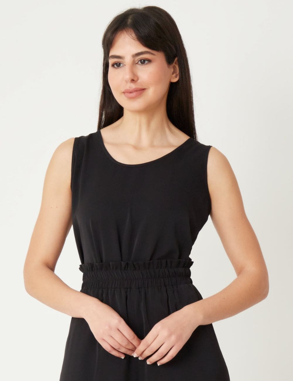 Top noir sans manches en viscose