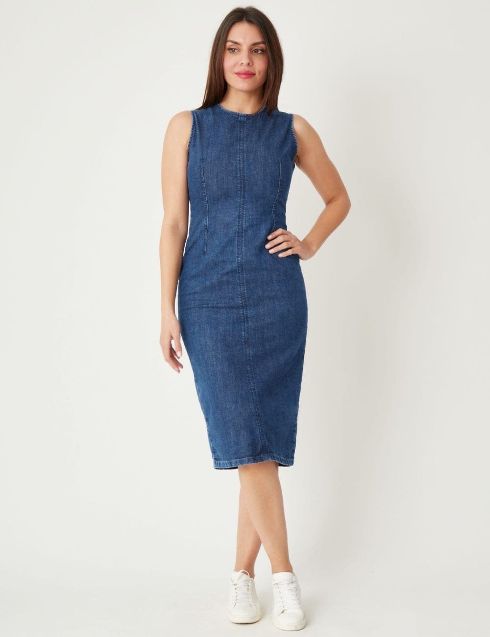 Robe ajustée en jean avec fente