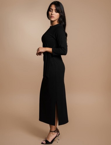 Robe midi noire avec un nœud